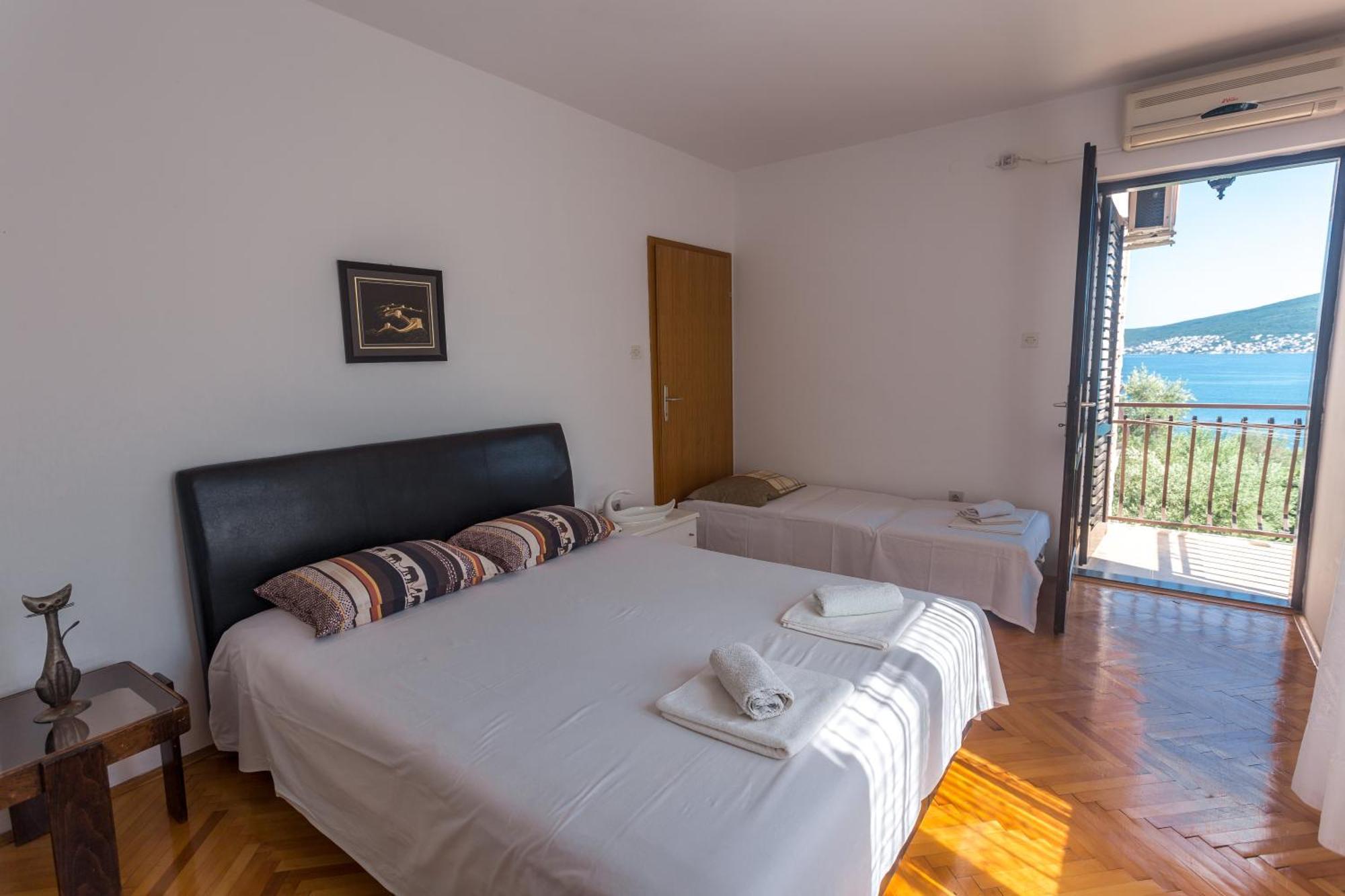 Apartments And Bungalows Mimoza Baosici Χέρτσεγκ Νόβι Δωμάτιο φωτογραφία
