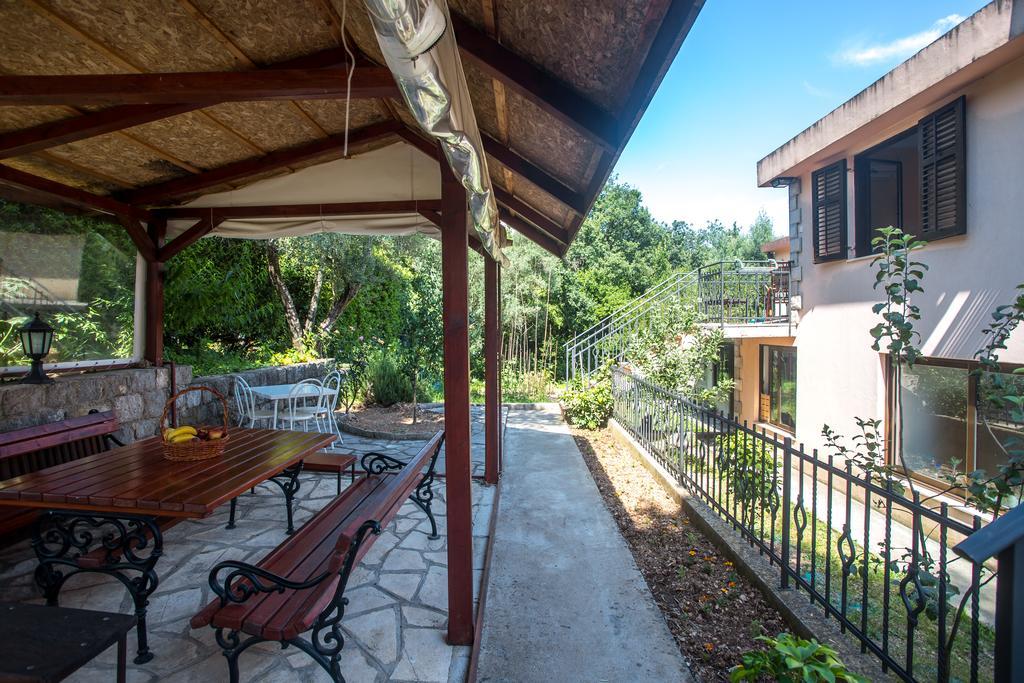 Apartments And Bungalows Mimoza Baosici Χέρτσεγκ Νόβι Εξωτερικό φωτογραφία
