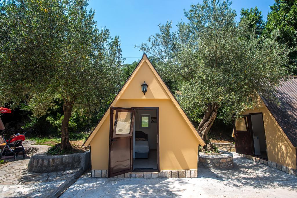Apartments And Bungalows Mimoza Baosici Χέρτσεγκ Νόβι Εξωτερικό φωτογραφία