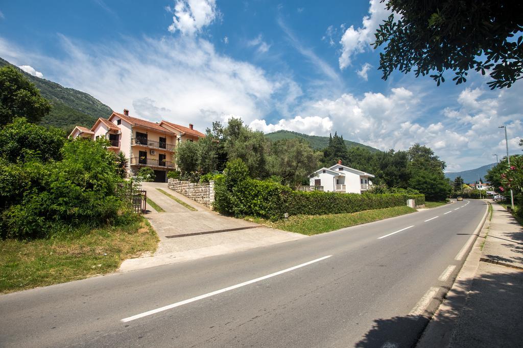 Apartments And Bungalows Mimoza Baosici Χέρτσεγκ Νόβι Εξωτερικό φωτογραφία