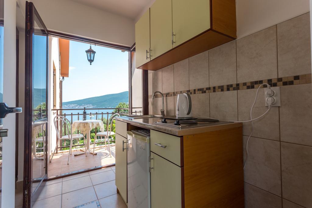 Apartments And Bungalows Mimoza Baosici Χέρτσεγκ Νόβι Εξωτερικό φωτογραφία