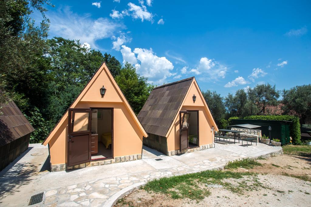 Apartments And Bungalows Mimoza Baosici Χέρτσεγκ Νόβι Εξωτερικό φωτογραφία