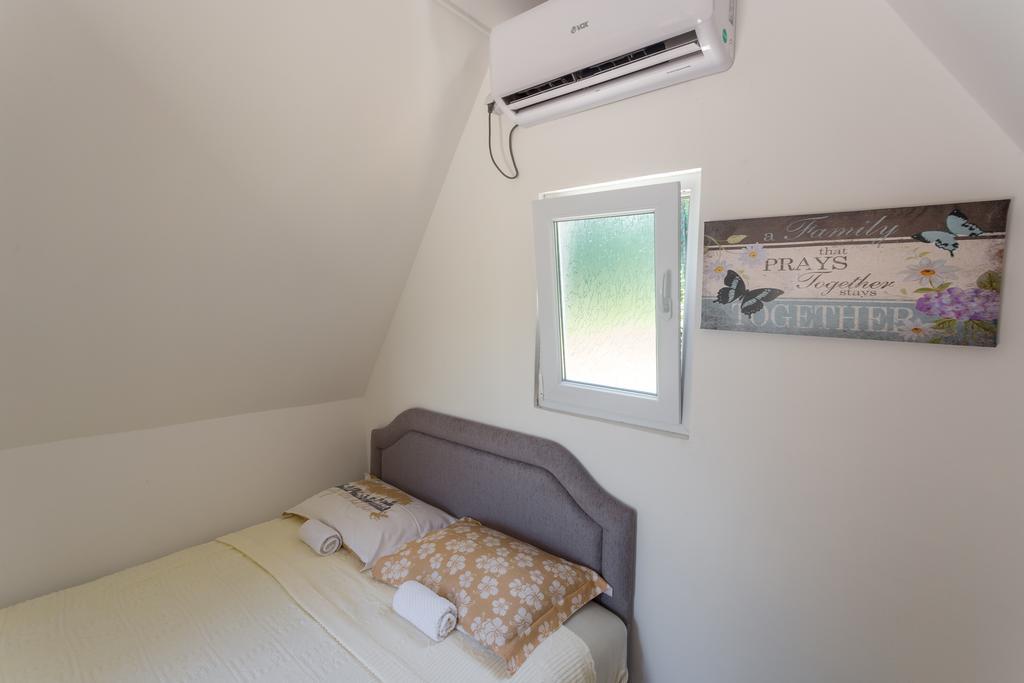 Apartments And Bungalows Mimoza Baosici Χέρτσεγκ Νόβι Εξωτερικό φωτογραφία